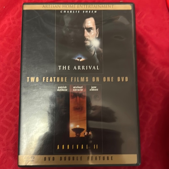 The Arrival & The Arrival 2 DVD set - Picture 1 of 2